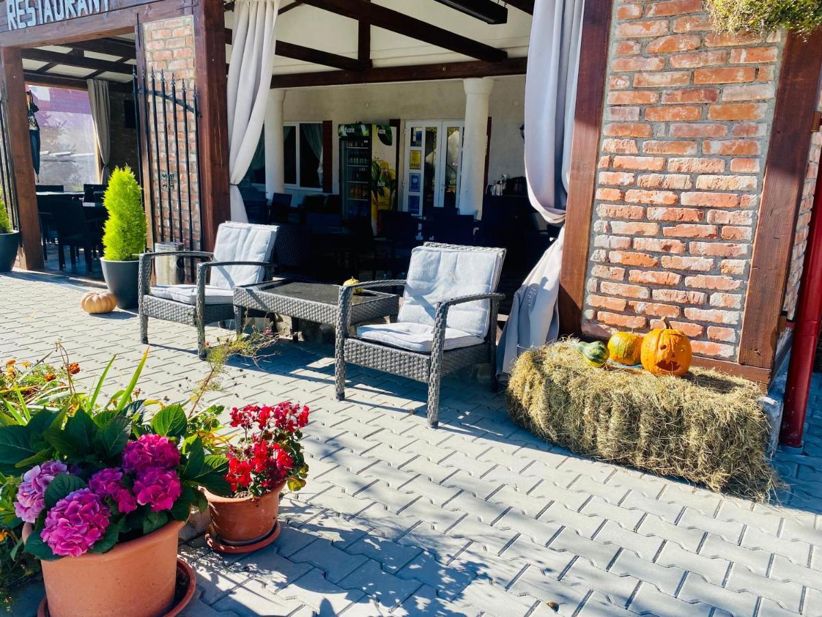 Hotel Casa Centiu à Bran  Extérieur photo