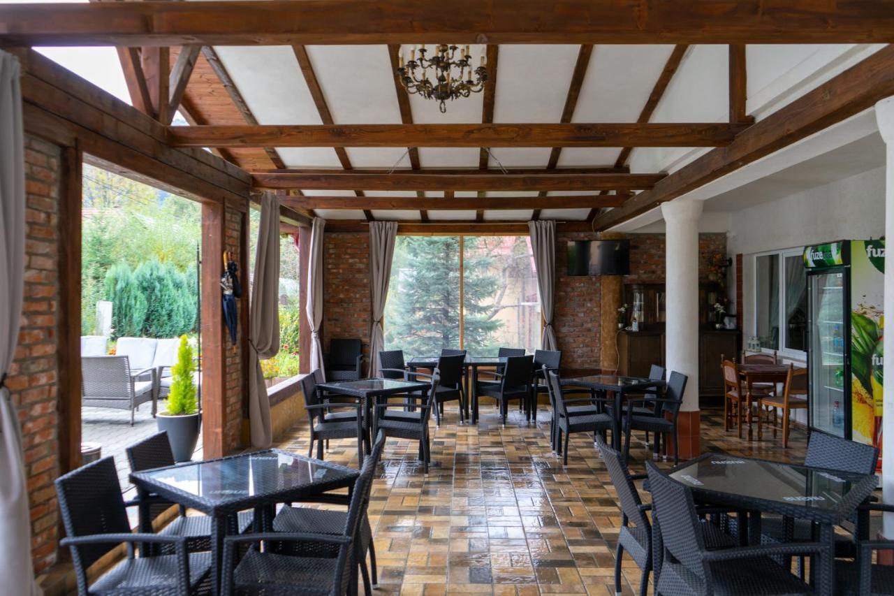 Hotel Casa Centiu à Bran  Extérieur photo