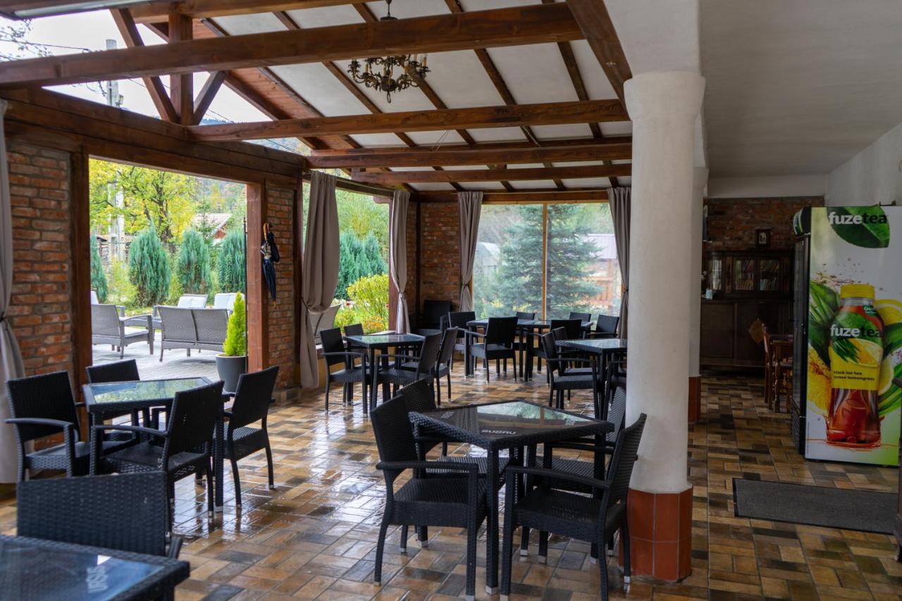Hotel Casa Centiu à Bran  Extérieur photo