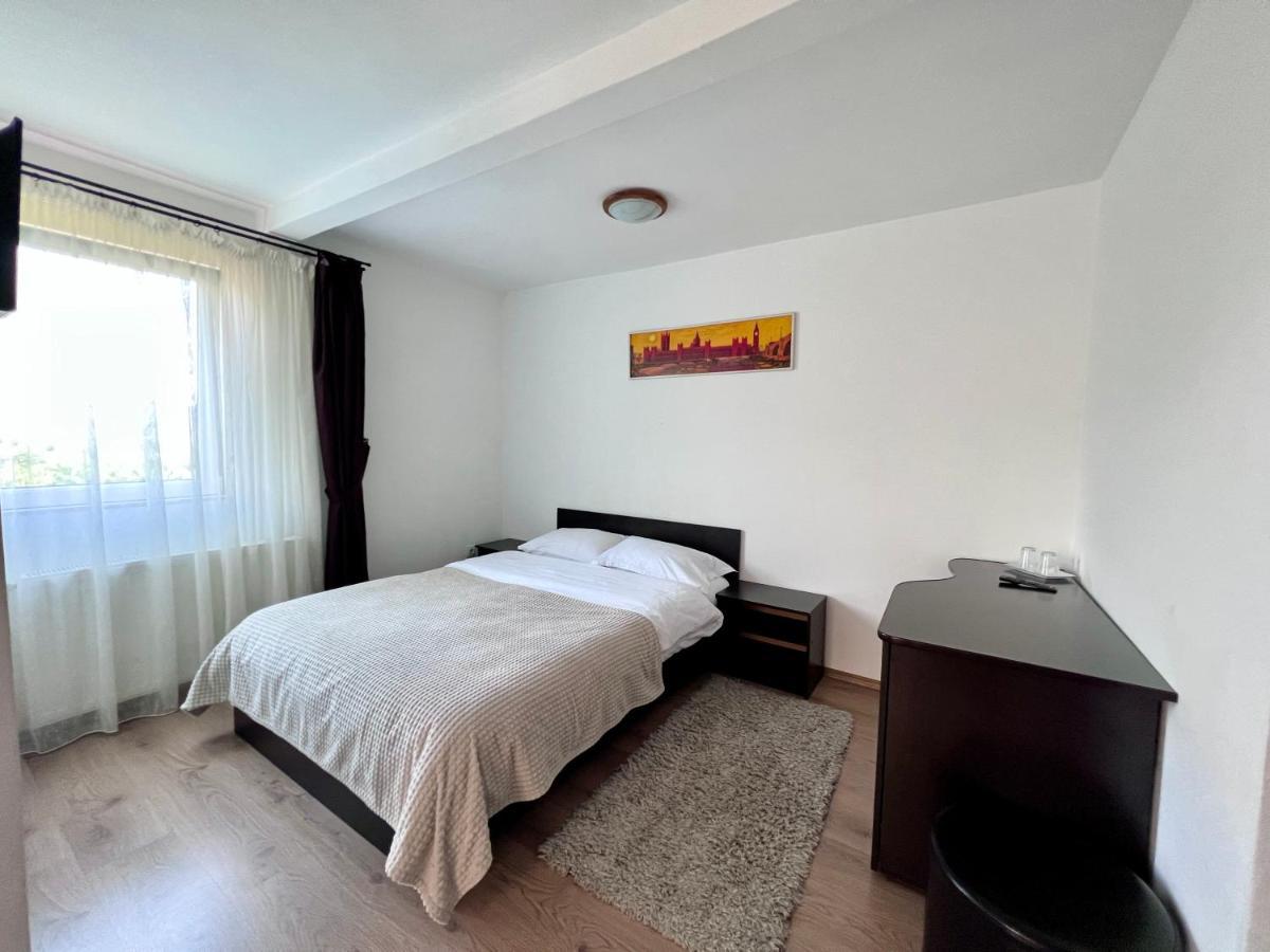 Hotel Casa Centiu à Bran  Extérieur photo