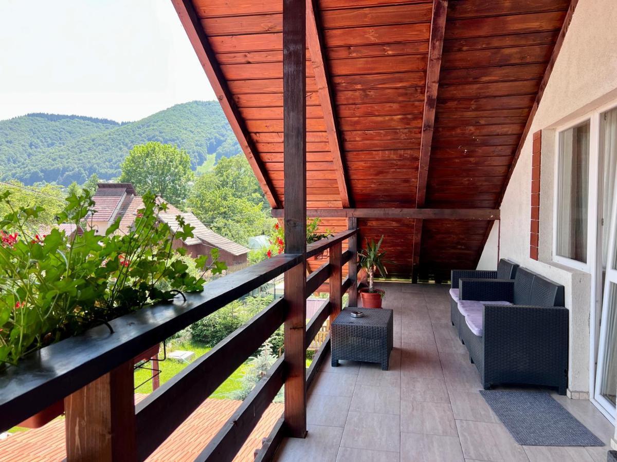 Hotel Casa Centiu à Bran  Extérieur photo